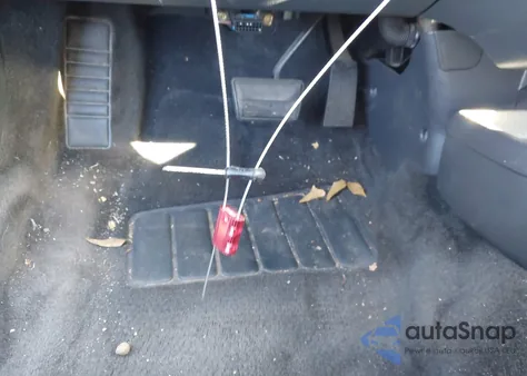 2002 Pontiac Sunfire Se z USA, uszkodzony, nr VIN 1G2JB52F027486045